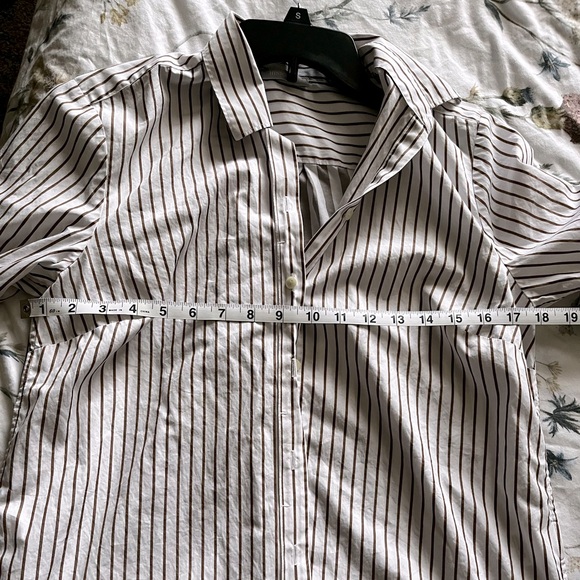 White striped oversized women’s button up - Picture 3 of 5
